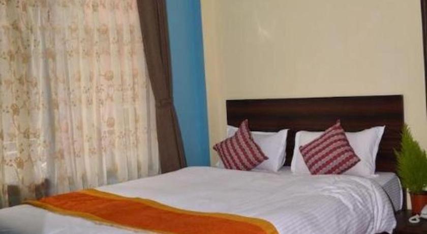 Oyo 492 Hotel Yeti Home Kathmandu Exterior photo