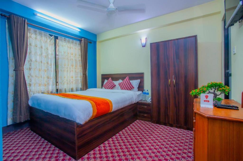 Oyo 492 Hotel Yeti Home Kathmandu Exterior photo