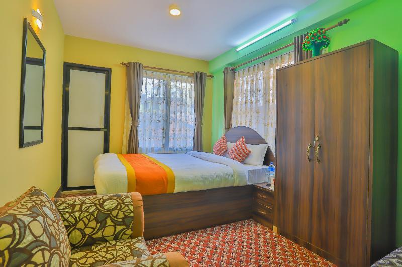 Oyo 492 Hotel Yeti Home Kathmandu Exterior photo